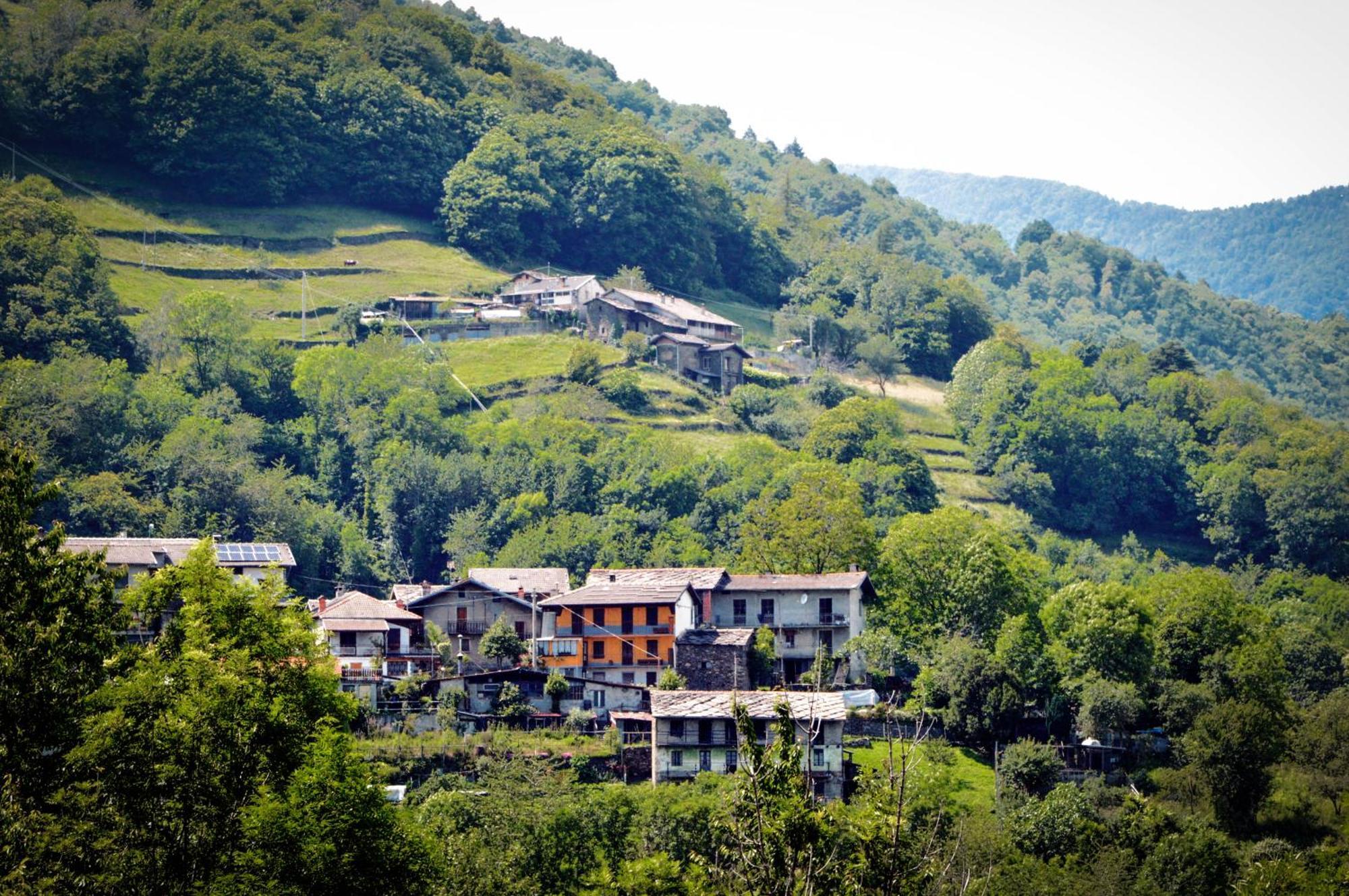 Chalet In Pietra E Legno Con Caminetto Inverso Pinasca Dış mekan fotoğraf