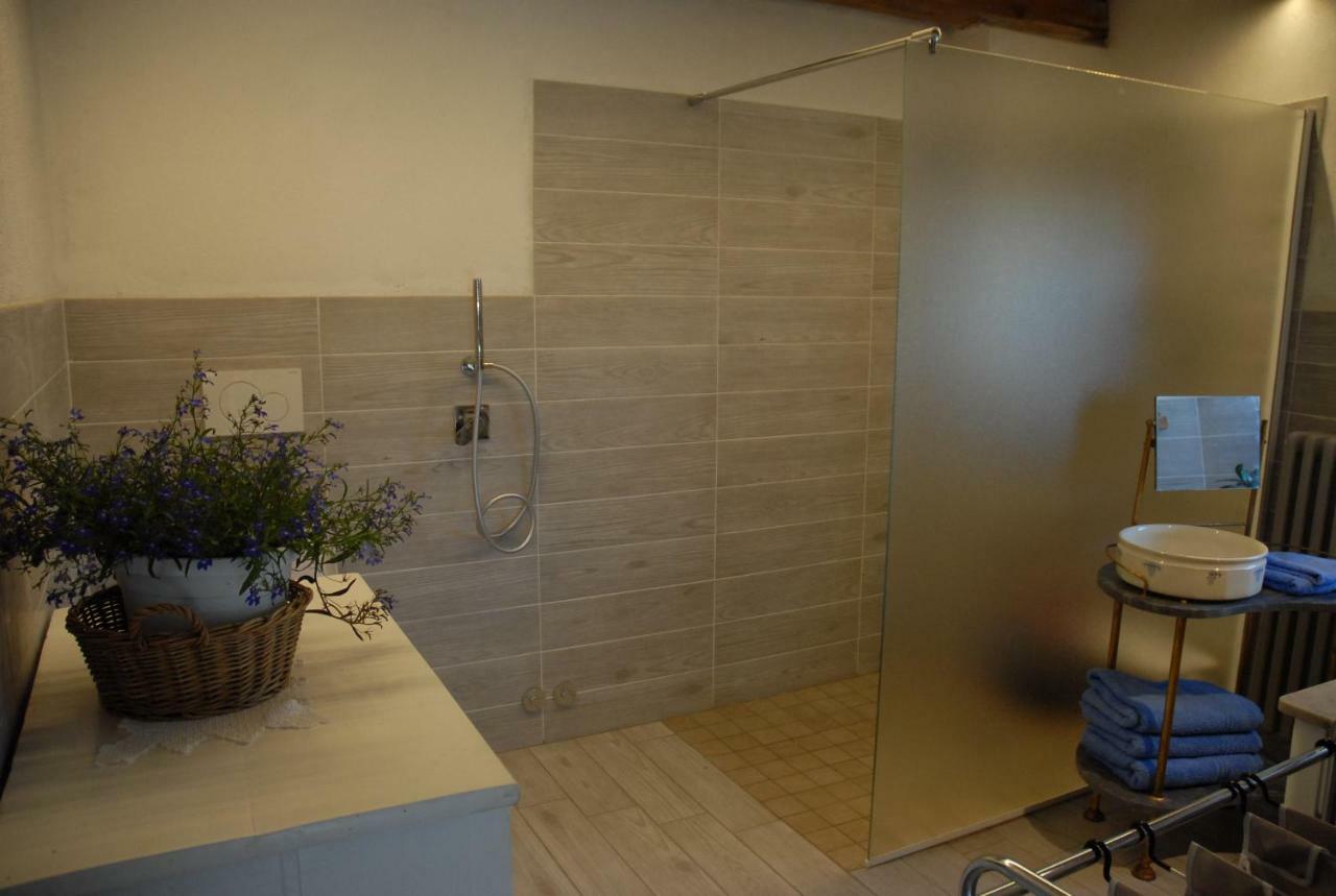 Chalet In Pietra E Legno Con Caminetto Inverso Pinasca Dış mekan fotoğraf